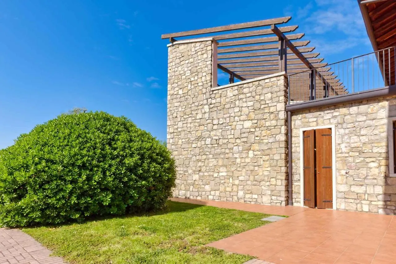 Apartment In Peschiera Del Garda - Gardasee 27141