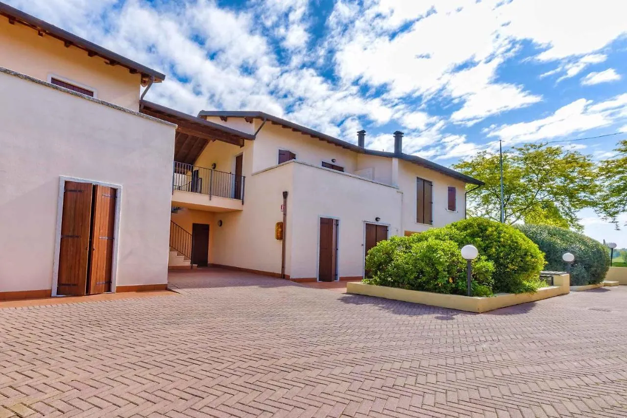 Apartment In Peschiera Del Garda - Gardasee 27141