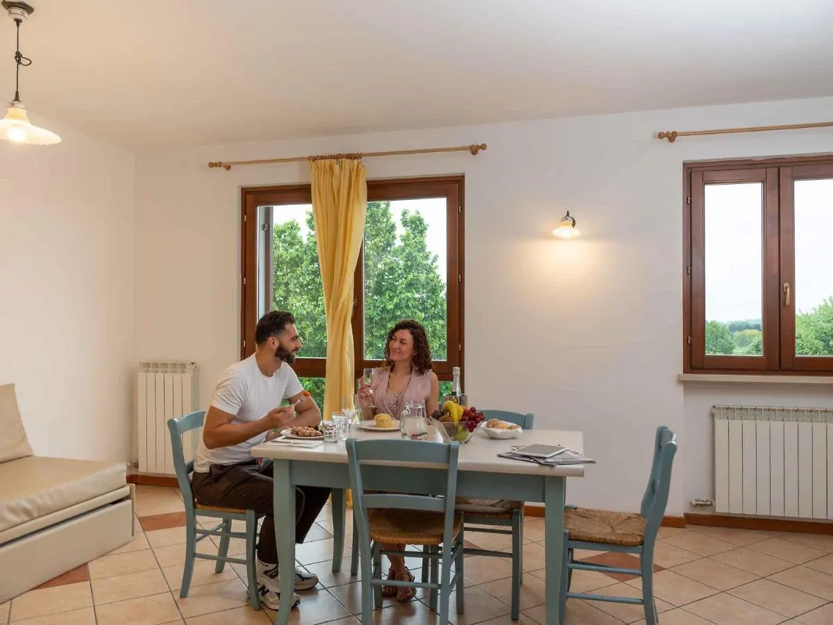 Apartment In Peschiera Del Garda - Gardasee 27141