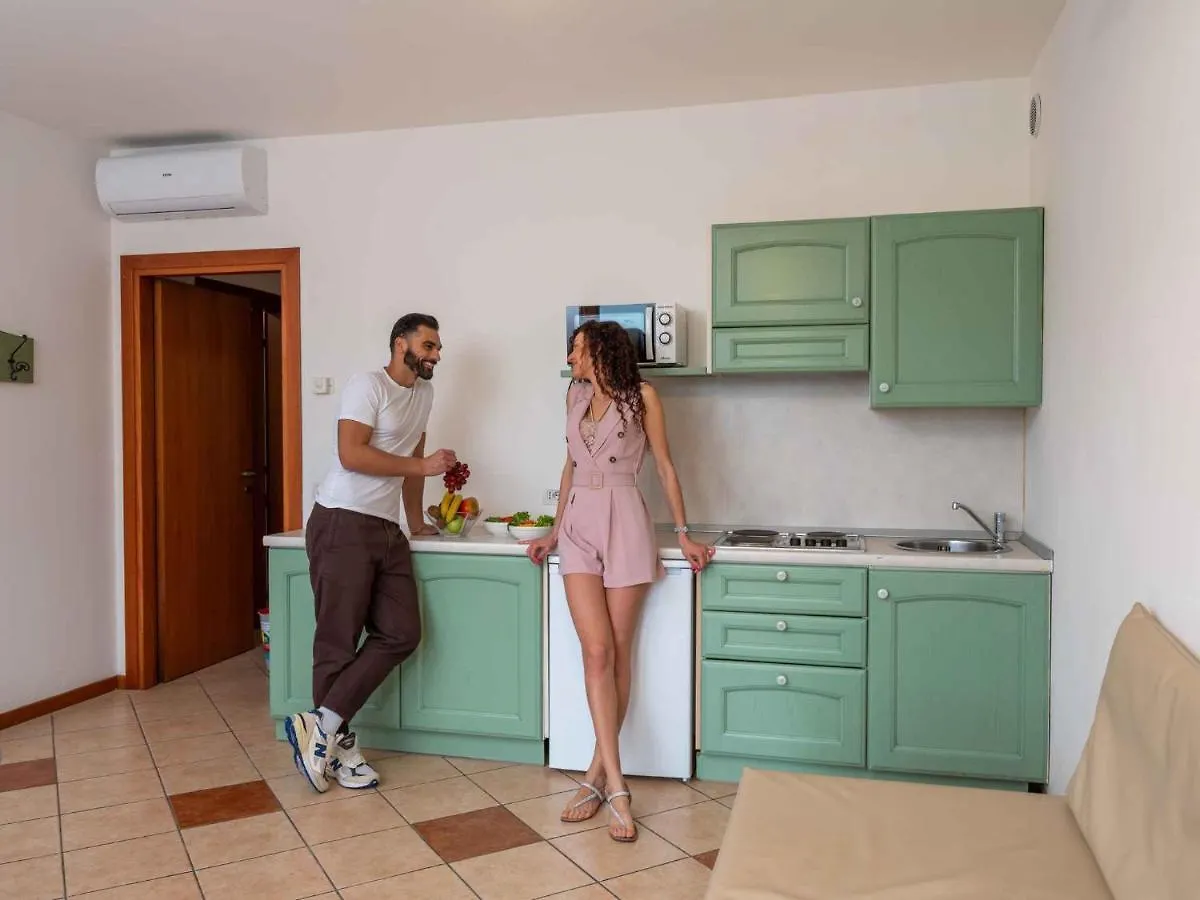 Apartment In Peschiera Del Garda - Gardasee 27141 Italie